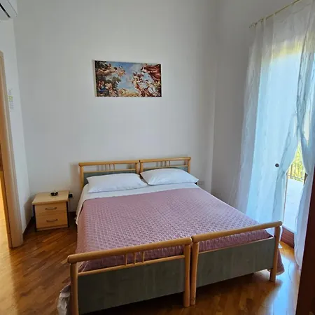 Fatima Bed & Breakfast 3*